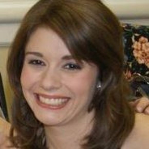 Meet your Posher, Julie - Picture 2 of 2